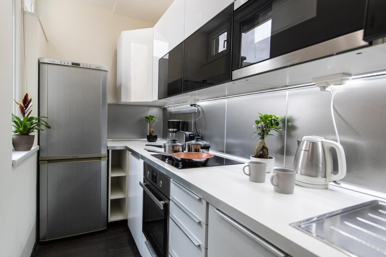 Spacious 3-Room Apartment With Free Parking Boedapest Buitenkant foto